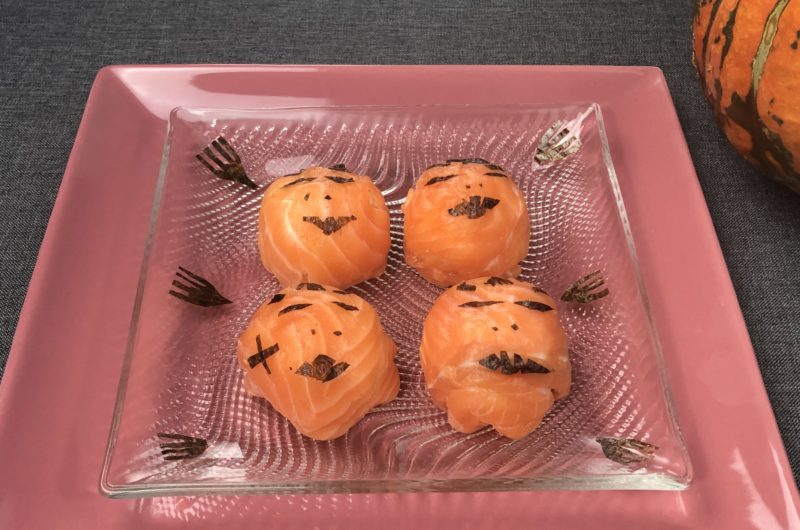 Temarizushi d'Halloween au saumon